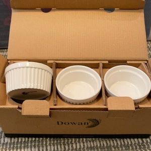 Set of 6 white porcelain ramekins NIB